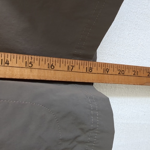 L.L. Bean Women's Trail Skort Adjustable Waist Band Taupe Lightweight Size 20 - Picture 14 of 15